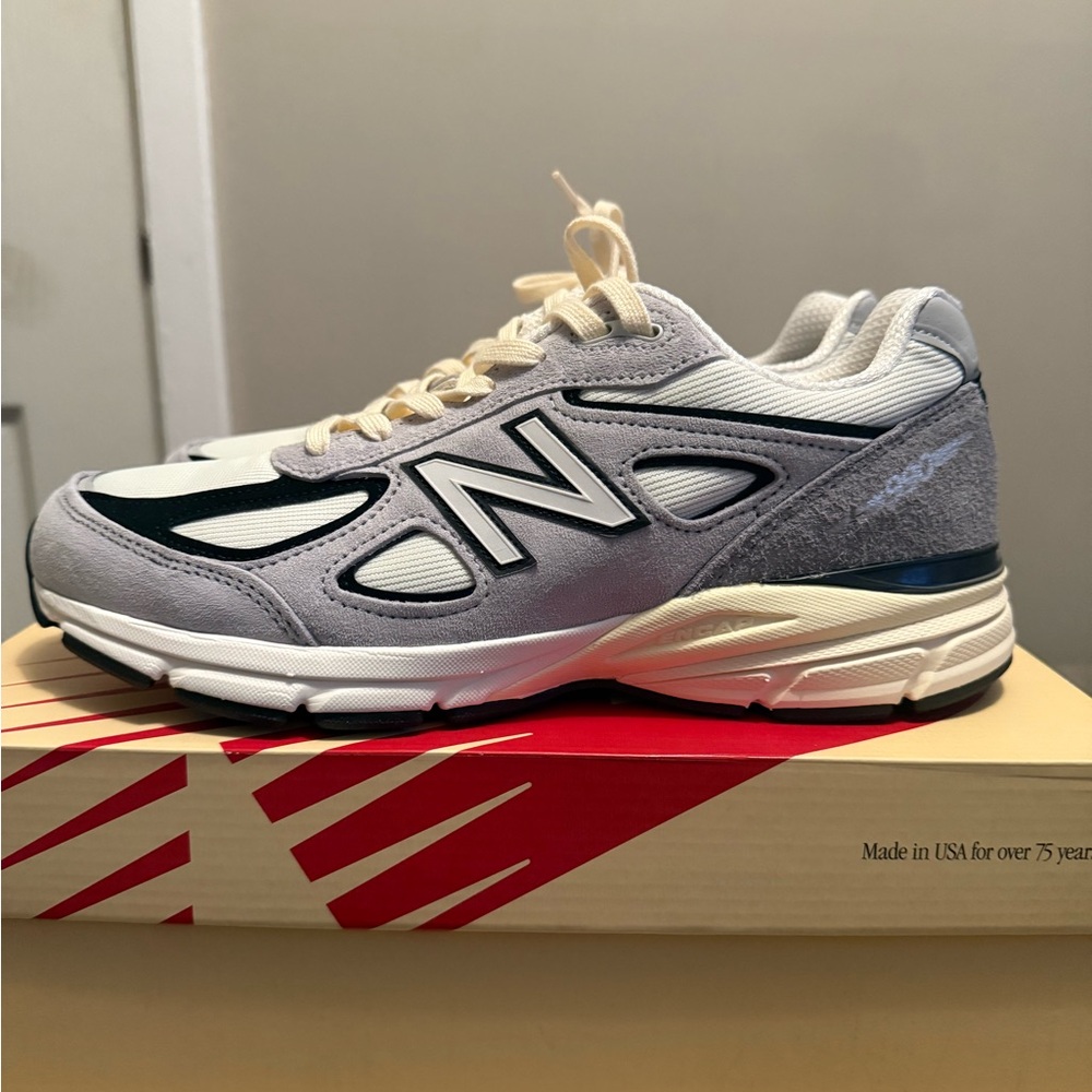 New Balance 990 Gray and White Athletic Shoes